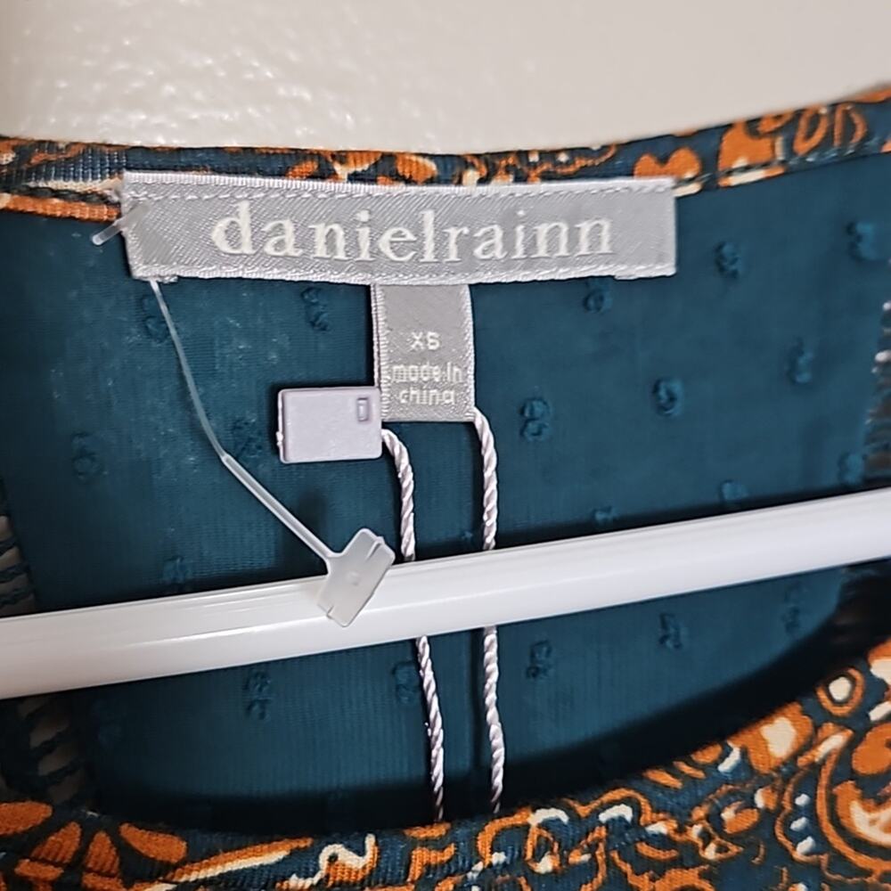 NWT Daniel Rainn Sleeveless Tank Blouse Cutout Detail Sz XS - Picture 6 of 12